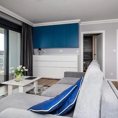 Gardenia, Sun & Snow Apartment