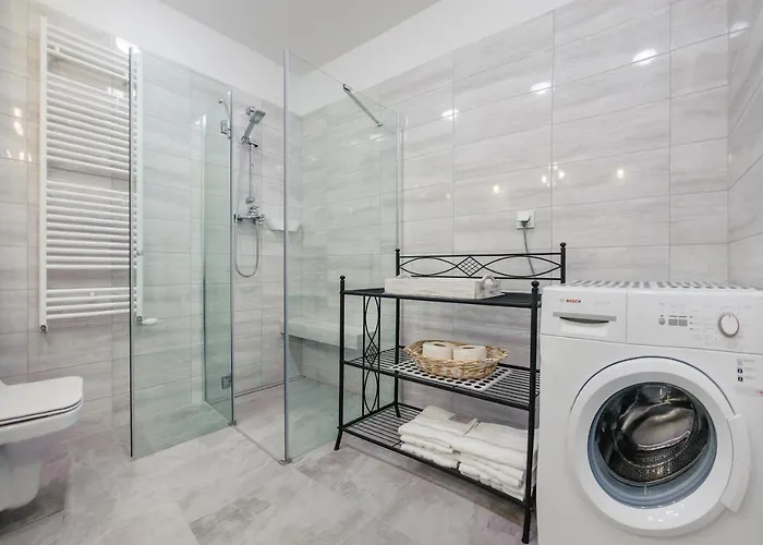 Gardenia, Sun & Snow