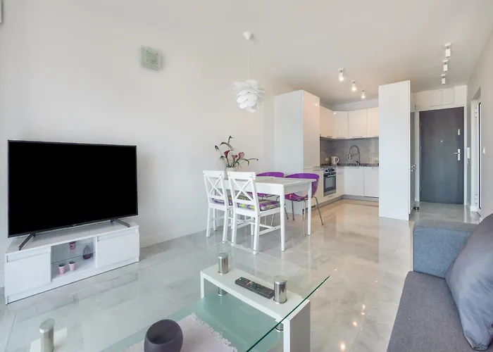 Gardenia, Sun & Snow Daire *