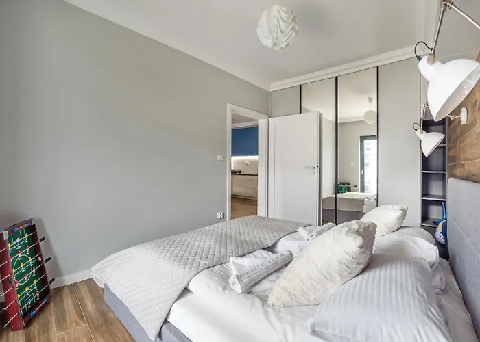 Gardenia, Sun & Snow