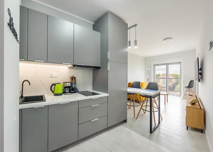 Gardenia, Sun & Snow